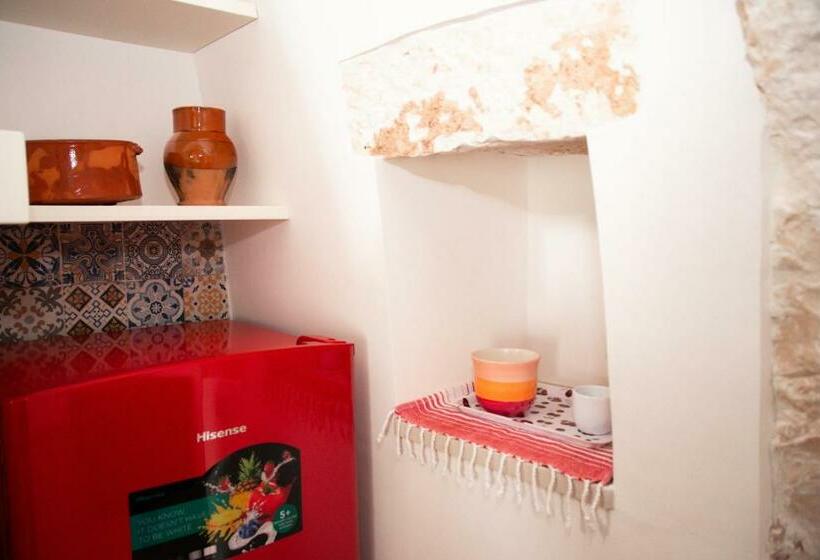 اتاق استاندارد سه نفره, Trulli Donna Isabella