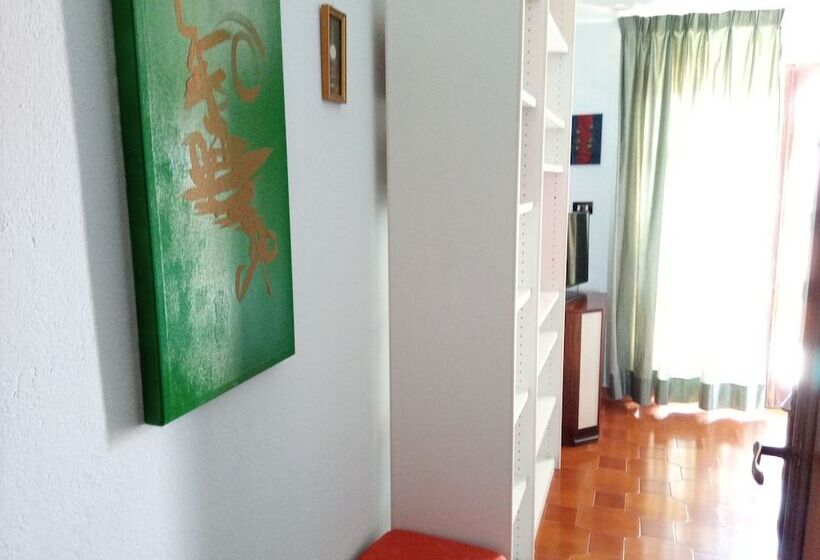 豪华两卧套房, Villa Corrias