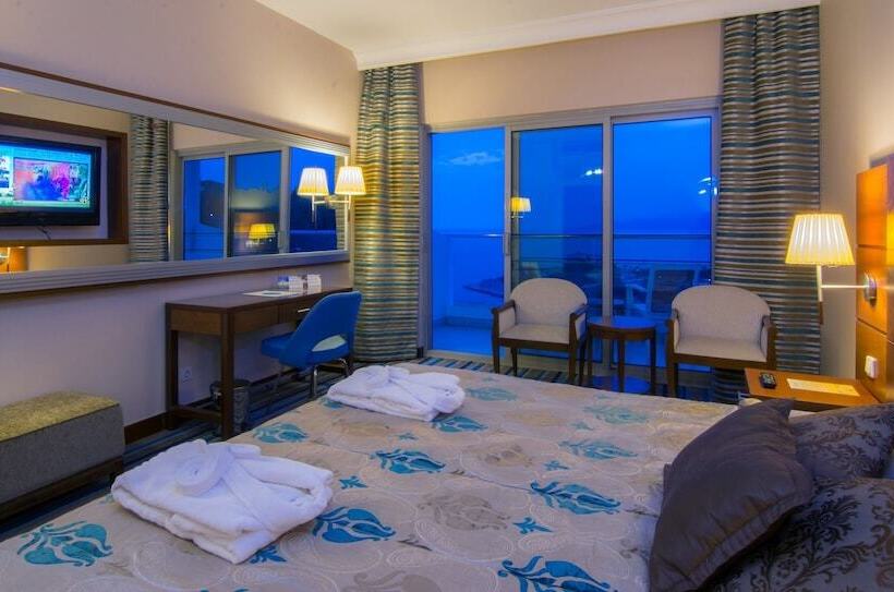 Номер Стандарт Вид на Море, Pine Bay Holiday Resort