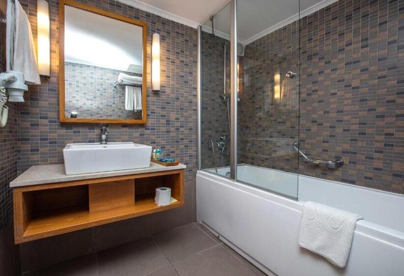 Номер Клуб, Pine Bay Holiday Resort