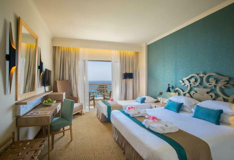 디럭스 룸 바다 전망, The Grandresort   Limited Edition By Leonardo Hotels