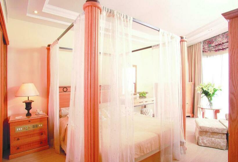 바다 전망 이그제큐티브 스위트, The Grandresort   Limited Edition By Leonardo Hotels