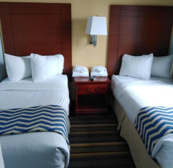 침실 2개 스위트, Travelodge By Wyndham Bishop