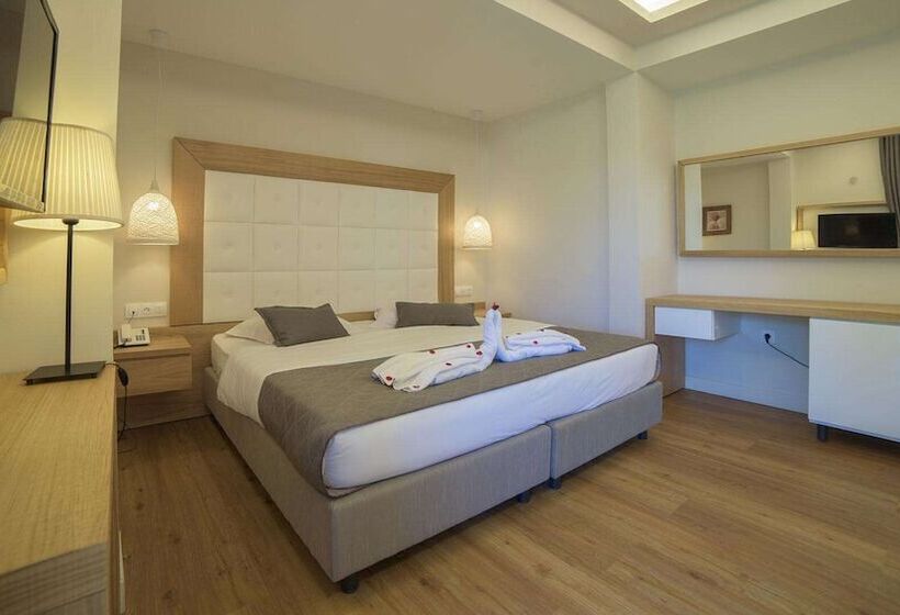 اتاق لوکس با چشم‌انداز باغ, Akron Seascape Resort, A Member Of Brown Hotels