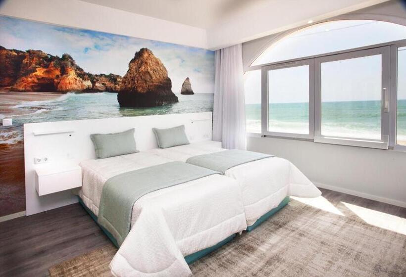 اتاق پرمیوم با چشم‌انداز دریا, Golden Beach Guest House & Rooftop Bar