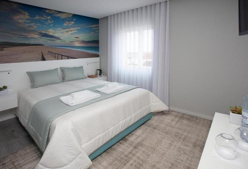 اتاق لوکس با چشم‌انداز دریا, Golden Beach Guest House & Rooftop Bar
