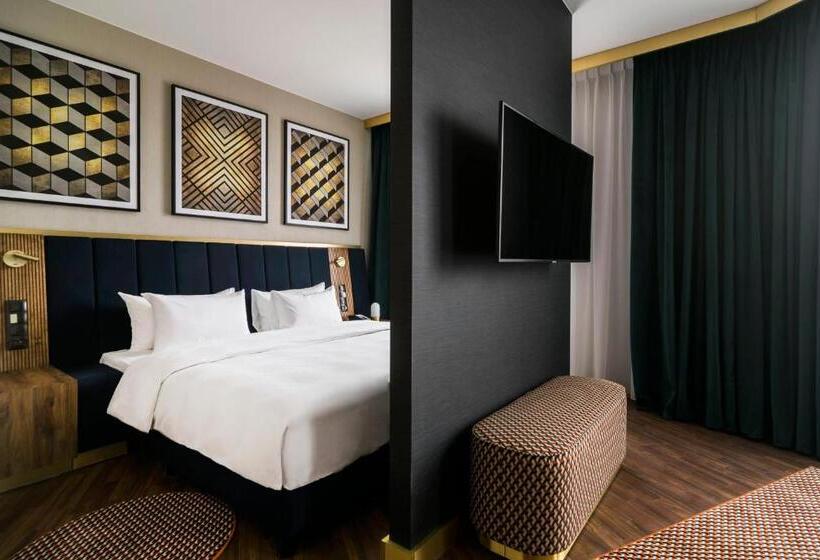 Полулюкс, Radisson Blu Hotel Sopot