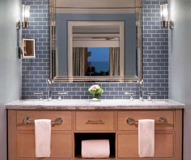 חדר סטנדרט מיטה זוגית בצד עם נוף לים, The Ritzcarlton Key Biscayne, Miami