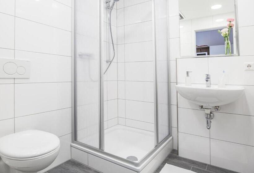 Номер Стандарт Индивидуальный, A2 Boarding House Memmingen