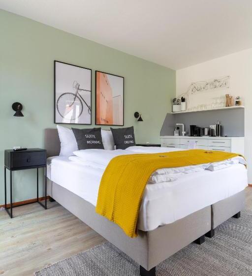 سوئیت با بالکن, Limehome Garching Bei München