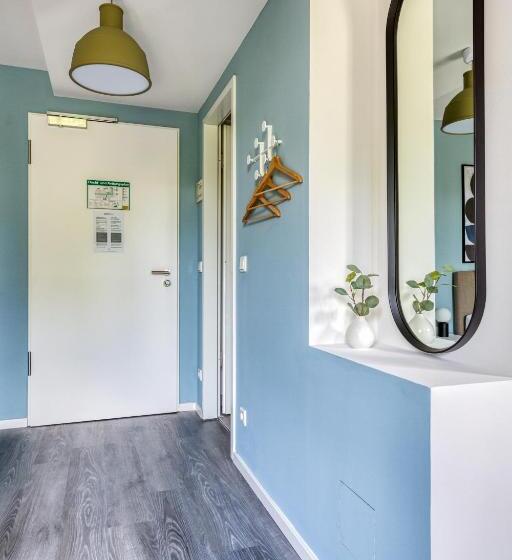 سوئیت با بالکن, Limehome Garching Bei München