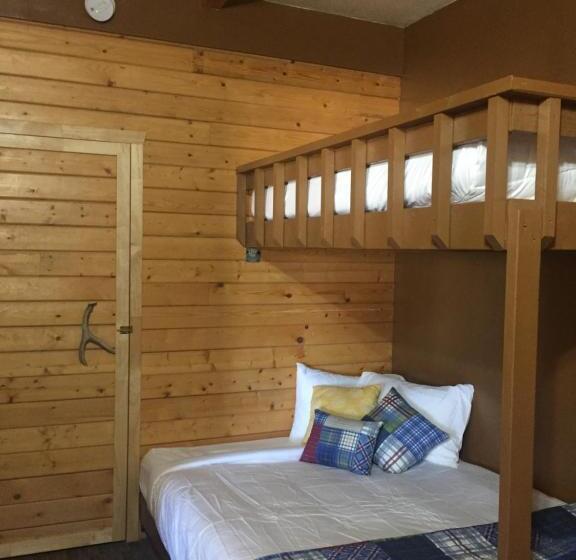 Люкс Deluxe Кровать Кинг, Ponderosa Inn