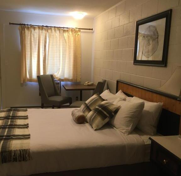 Номер Deluxe, Christina Lake Motel And Rv Park
