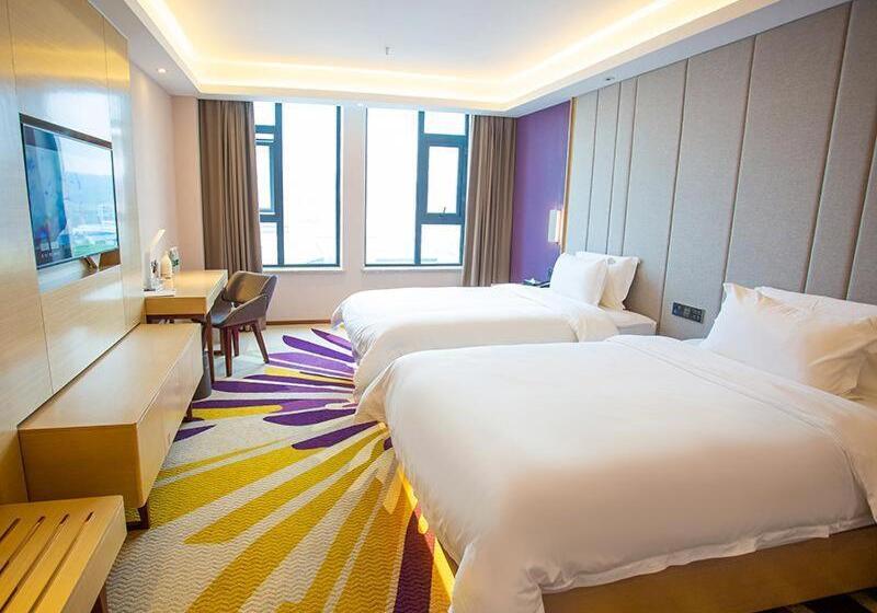 Номер Deluxe, Lavande Hotel Mianyang Santai North Passenger Transport Center Binjiang Park