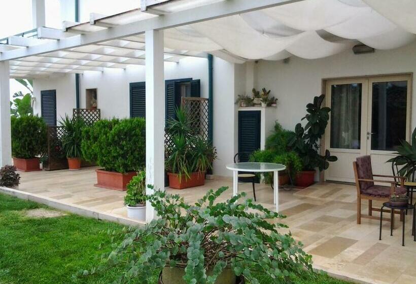 Номер Стандарт Вид на Сад, Agriturismo Donna Clementina