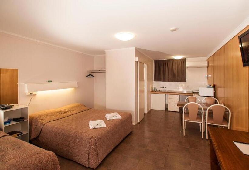 اتاق اکونومی, Jefferys Motel