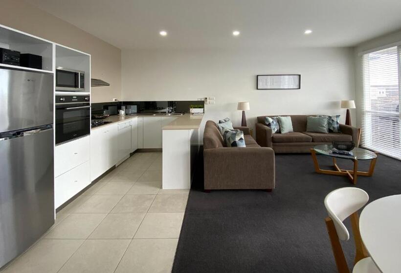 침실 3개 아파트, Shells Apartments