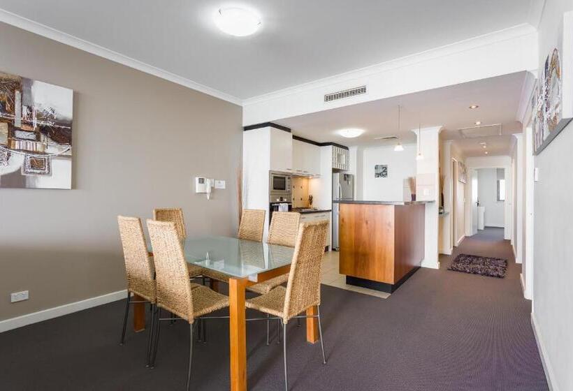Апартаменты Premium 3 Спальни, Nautilus By Rockingham Apartments