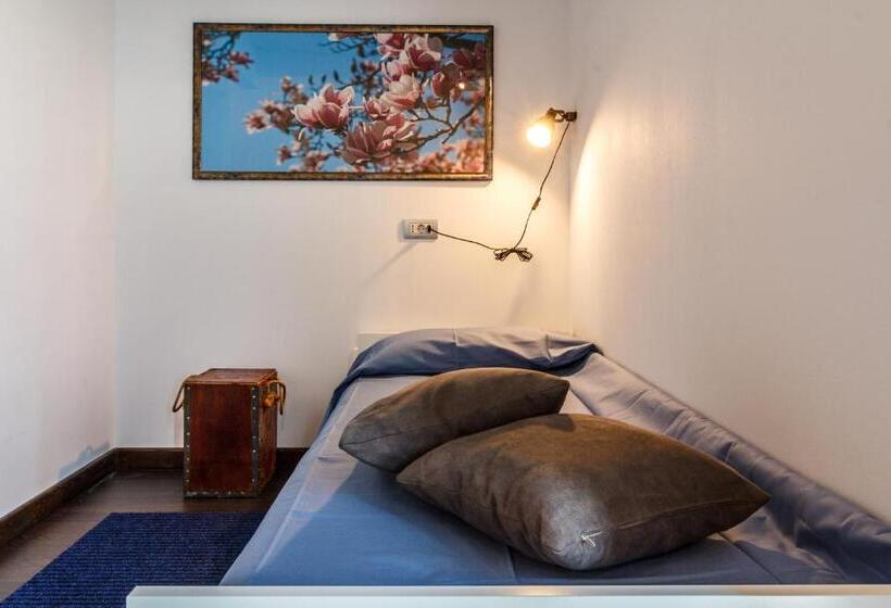 استودیوی لوکس, Podere Villa Olmo