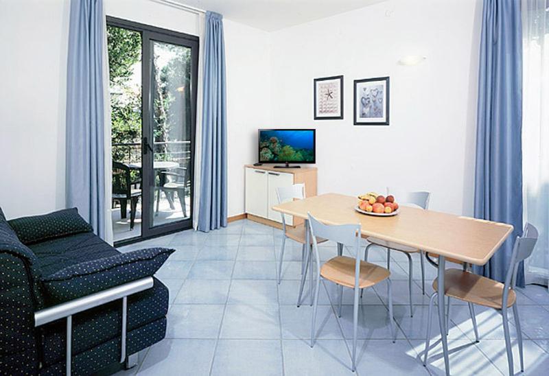 آپارتمان 1 خوابه با بالکن, Residence Ascot