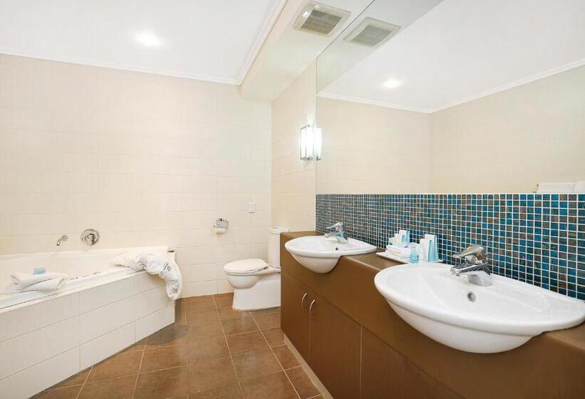스탠다드 룸 킹사이즈 침대, Springs Shoalhaven Nowra