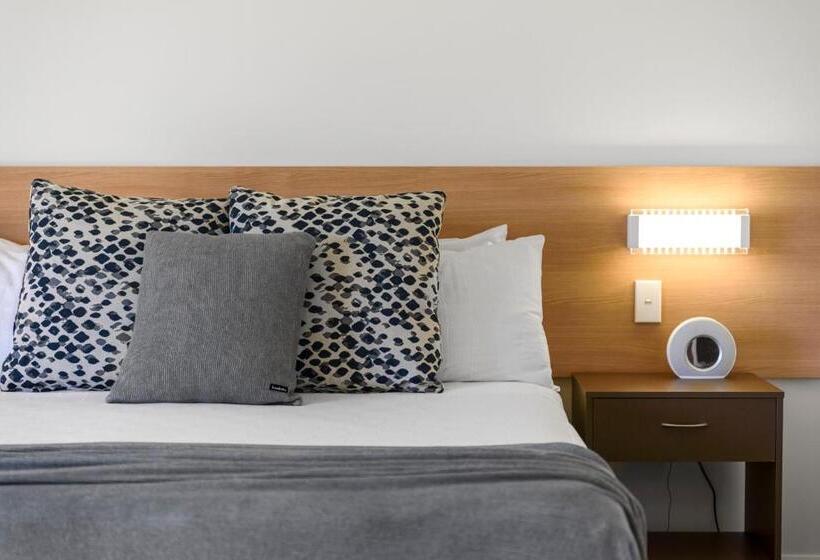 이그제큐티브 룸 킹사이즈 침대, Springs Shoalhaven Nowra
