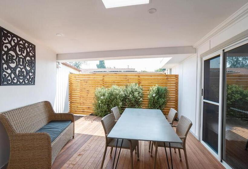 침실 2개 주택, Canberra Ave Villas