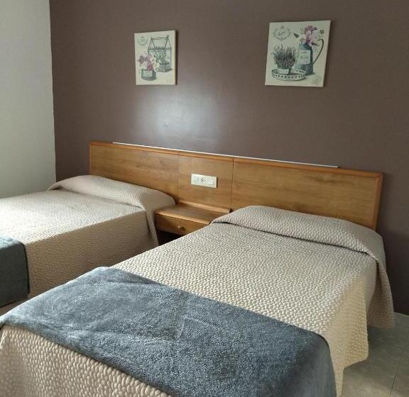 スタンダードルーム, Hostal Xaraiba