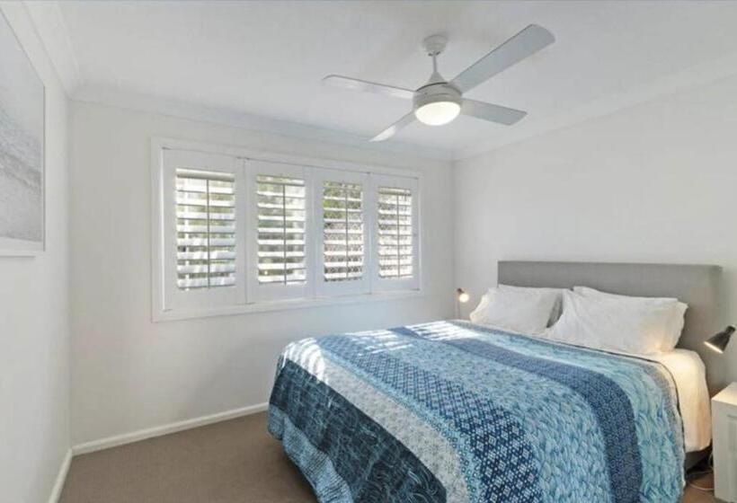 Апартаменты 2 Спальни Вид на Море, Cabarita Beachfront Apartments By Kingscliff Accommodation