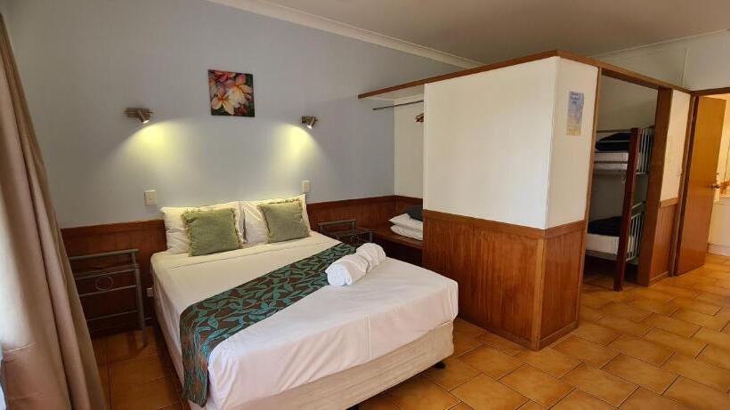 Семейный Номер Боковой Вид на Море, Cardwell Beachfront Motel