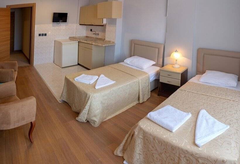 سوییت خانوادگی, A. Emreli Suite
