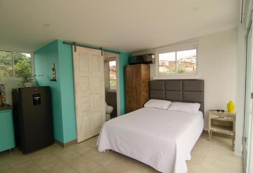 غرفة قياسية مزوَّدة بتراس, Moonshine Boutique Hostal