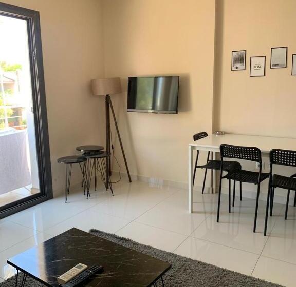 Апартаменты 1 Спальня, Maye Residence