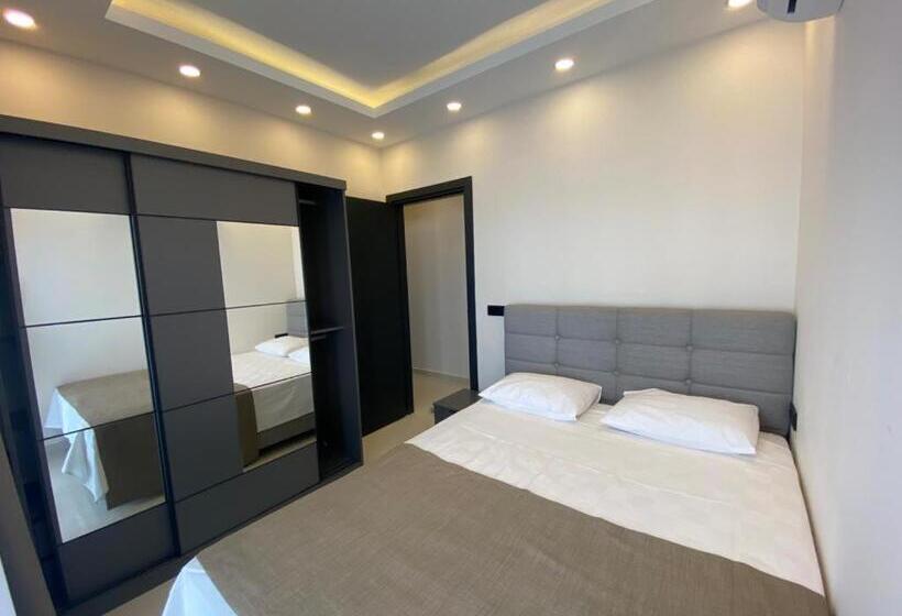 Апартаменты 1 Спальня с Балконом, Maye Residence
