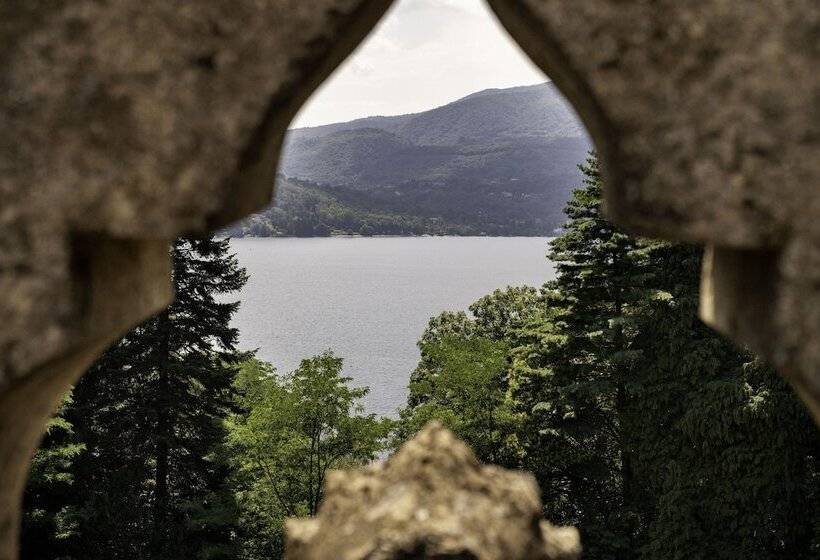 Suite with lake view, Relais & Chateaux Villa Crespi