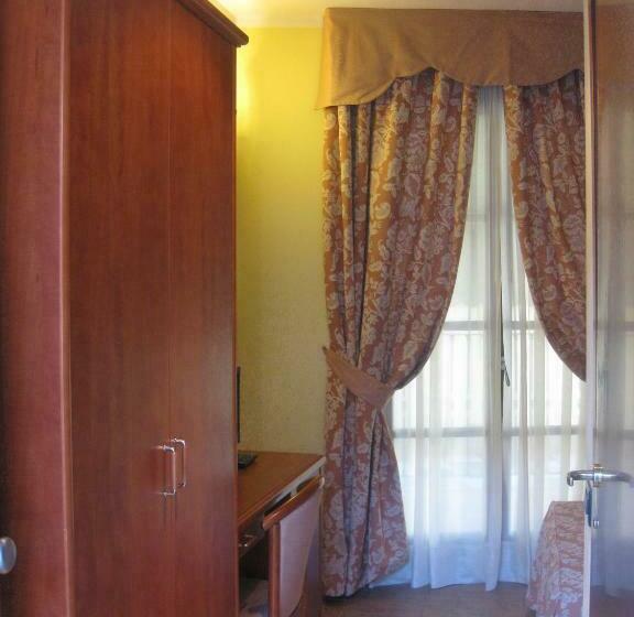 Номер Стандарт Индивидуальный с Балконом, Albergo Giardino