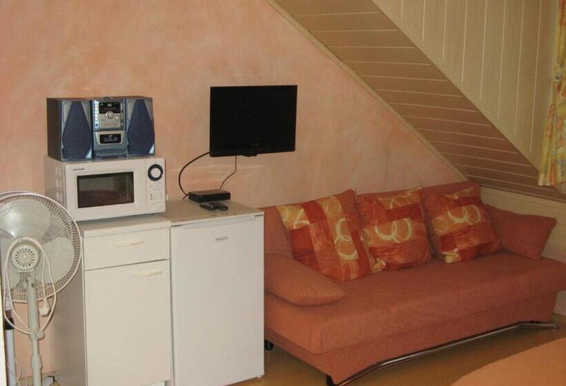 Семейный Номер, Pension Wolkenstein
