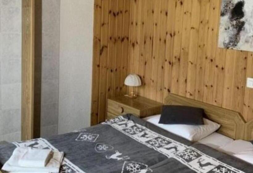 اتاق استاندارد چهار تخته, Des Portes Du Soleil