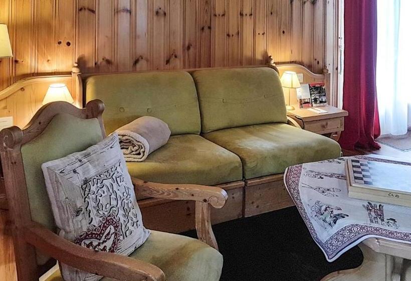 سوییت دوبلکس, La Cambuse