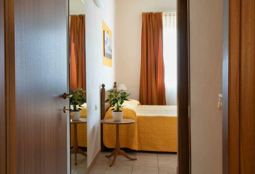 Номер Стандарт, Al Frantoio Maddii Levane Bed And Breakfast