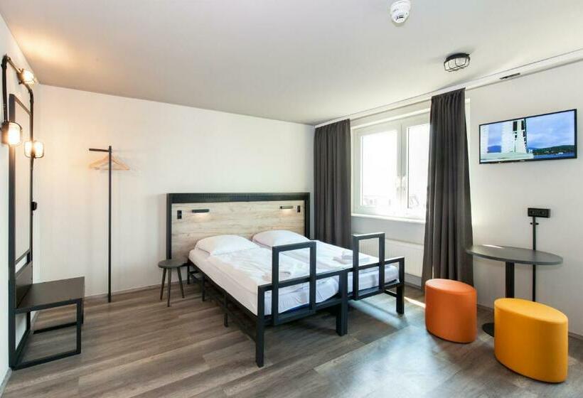 اتاق استاندارد, a&o Berlin Mitte