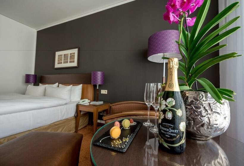 스탠다드 룸, Dorint Hotel Am Dom Erfurt