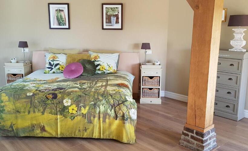 주니어 스위트, B&b Farmhouse De Loksheuvel