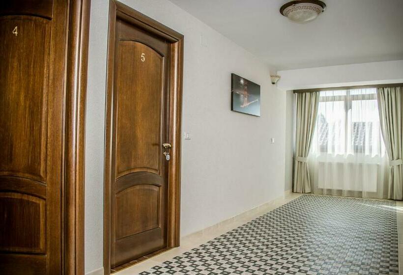 اتاق استاندارد, Domino Residence