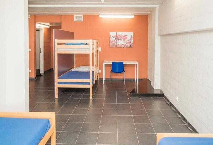Семейный Номер, Hostel De Veurs