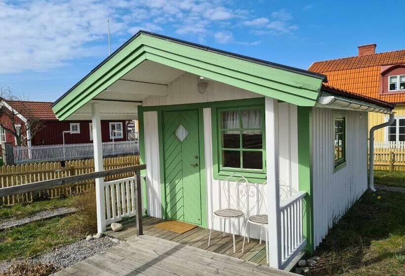 Дом 1 Спальня, Missionshuset Bed & Breakfast