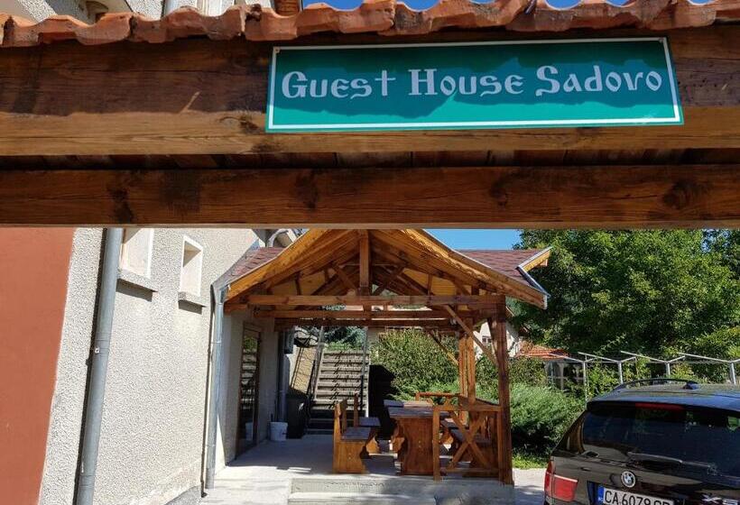 Номер Стандарт Трехместный, къща за гости садово Guest House Sadovo