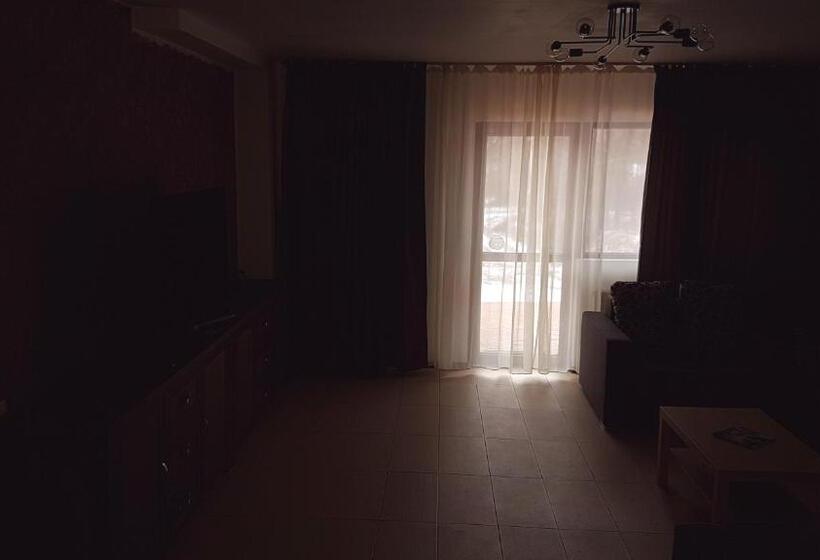 Дом 4 Спальни, Pensiunea Casa Runcu Buzau