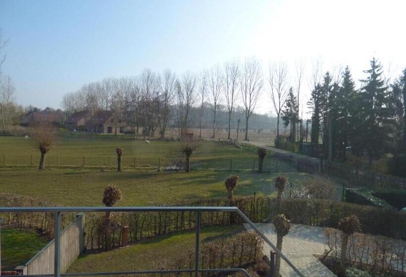Номер Стандарт, B&b Hier En Nu