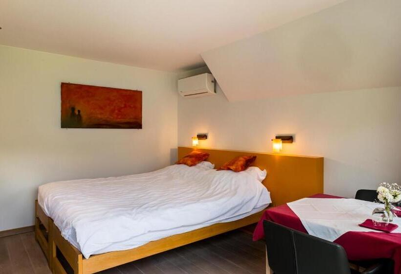 Номер Стандарт, B&b Hier En Nu